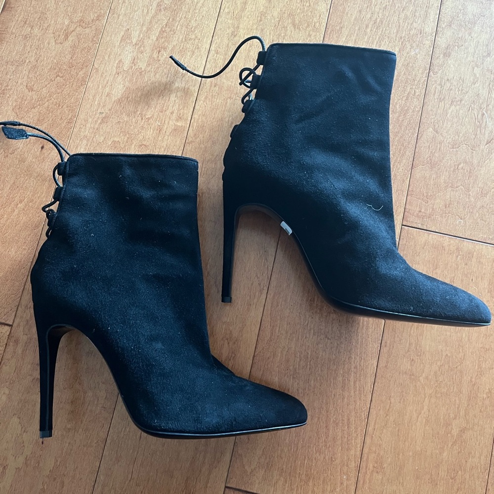 Escada new in box black suede high heel booties